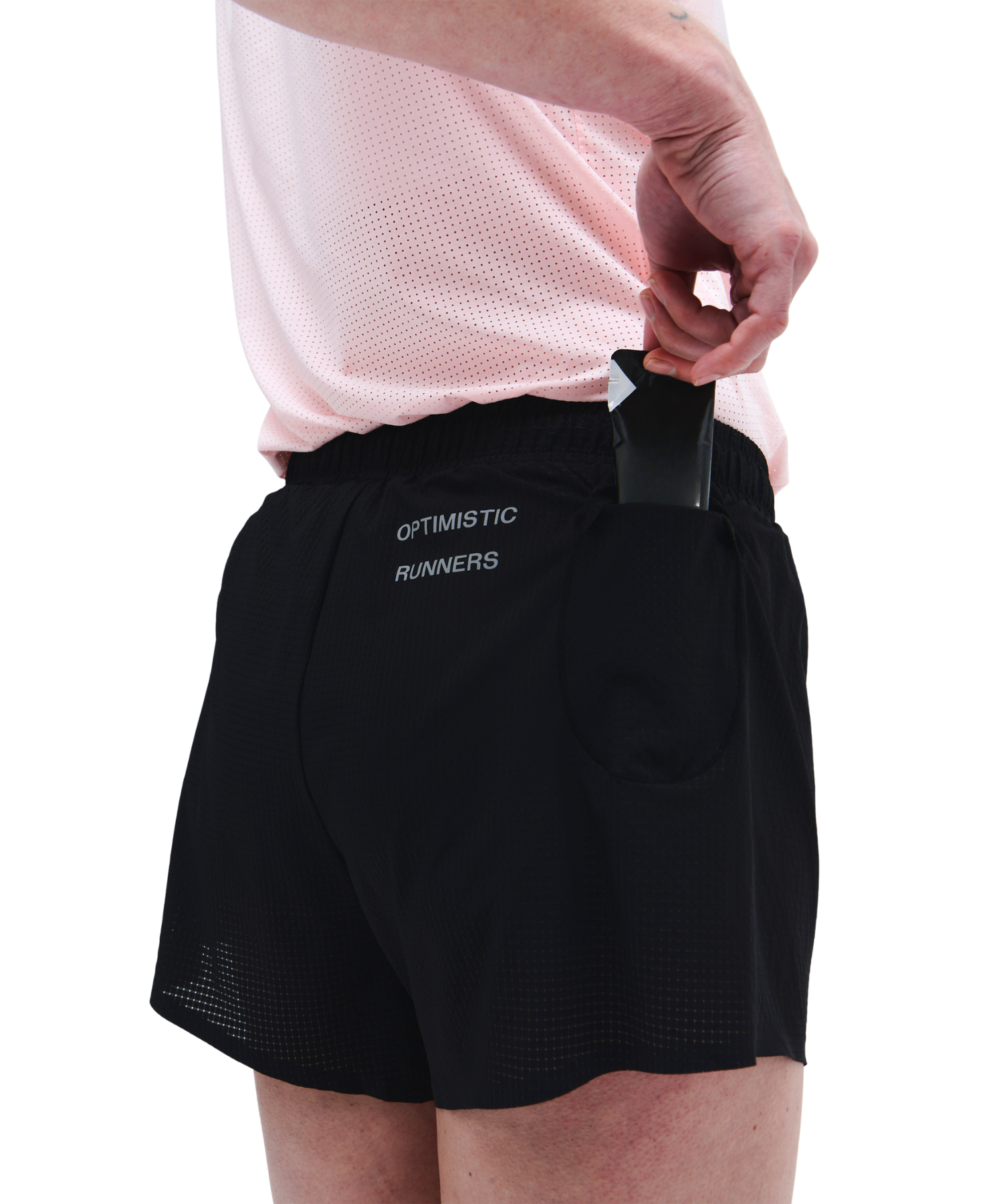 PERFORMANCE PERFORATED SHORTS
